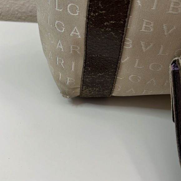 Bvlgari Tote & Matching Wallet - Picture 4 of 17